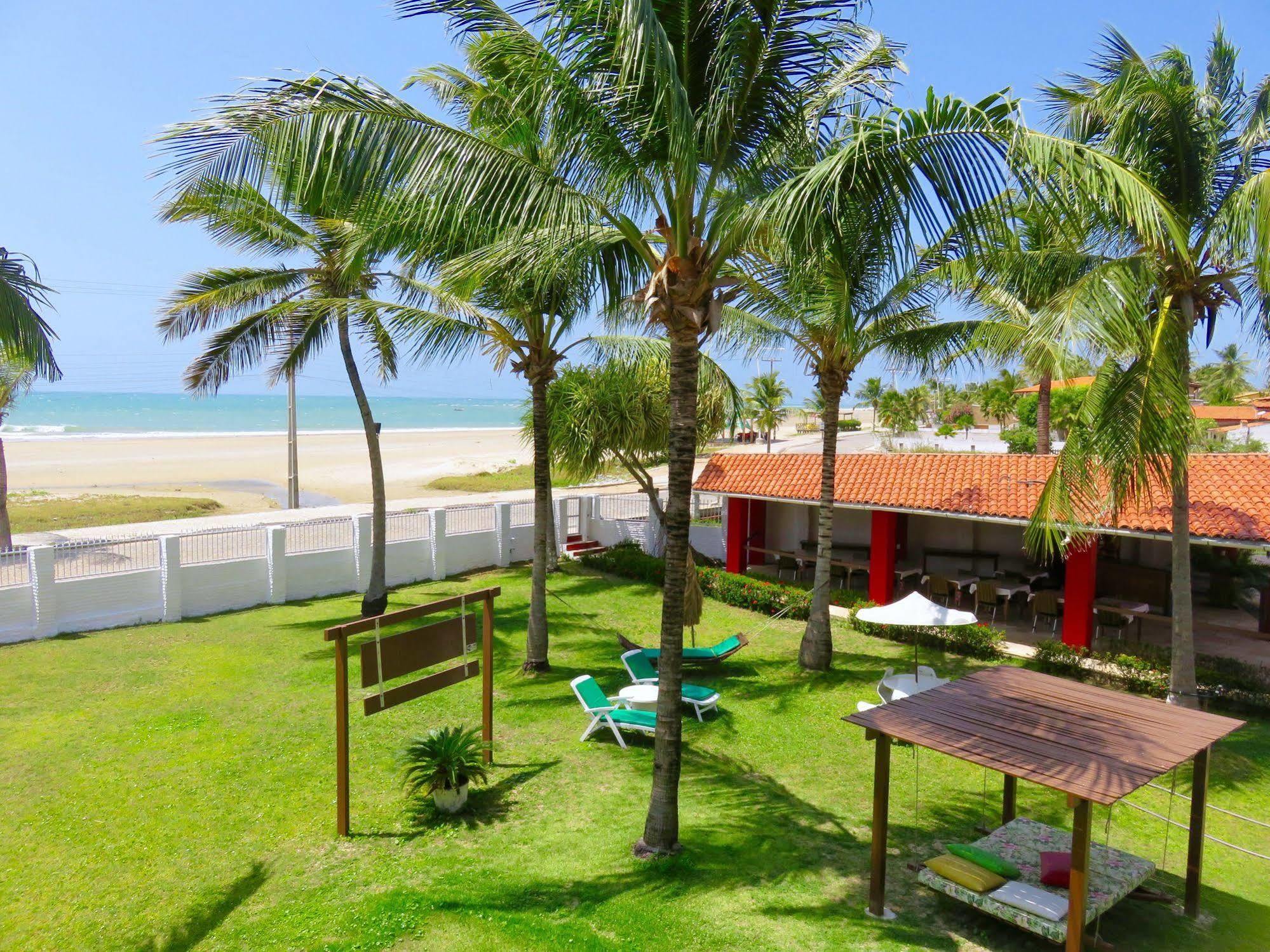 Red House Pousada Flecheiras Exterior photo